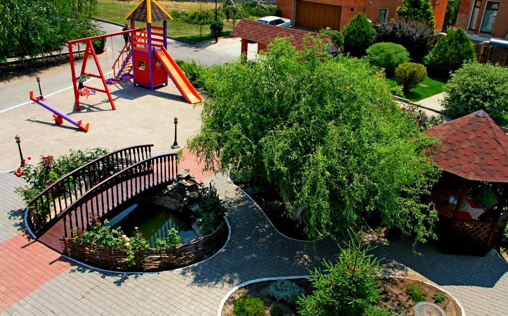 Комплекс Відпочинку Пампушка & Подушка Hotel Burlach'ya Balka Ngoại thất bức ảnh