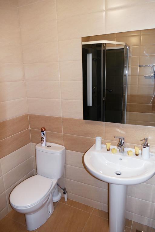 Комплекс Відпочинку Пампушка & Подушка Hotel Burlach'ya Balka Ngoại thất bức ảnh