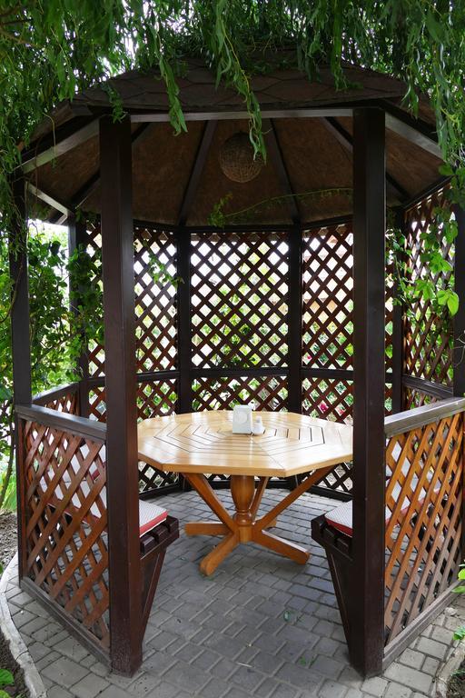 Комплекс Відпочинку Пампушка & Подушка Hotel Burlach'ya Balka Ngoại thất bức ảnh